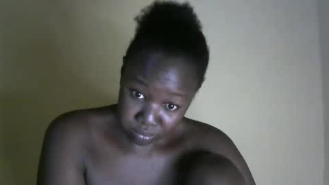 sexy_melanin11 online show from October 13, 7:38 pm
