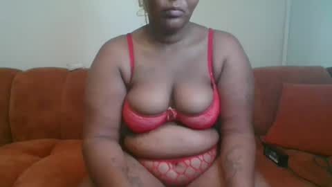 milky online show from May 17, 11:48 pm