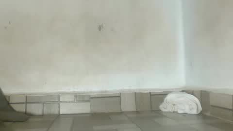 sexy_petitqueen online show from April 6, 4:46 am