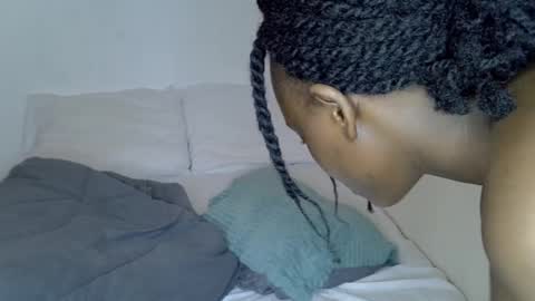 shay online show from October 26, 7:04 am