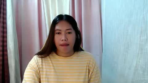 SOFIE  The woman who lives in the province online show from May 6, 9:24 am