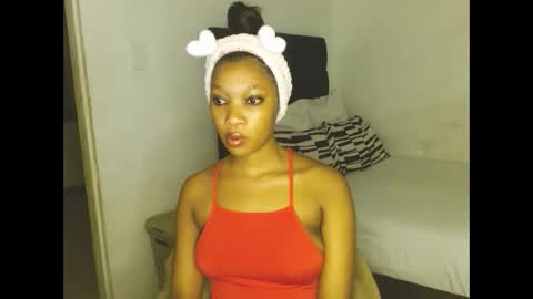 sexyalender02 online show from November 14, 5:13 pm