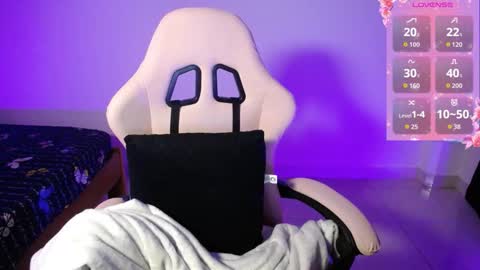 sexydiabliita online show from February 24, 12:32 am