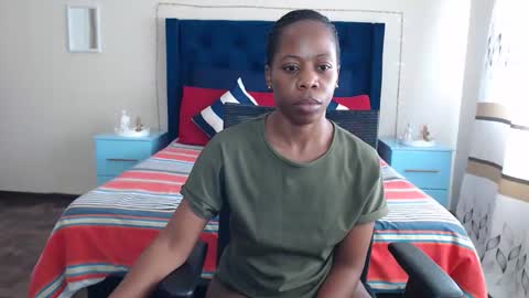 sexydiva8 online show from March 26, 7:32 am