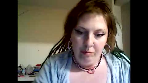Snapshot of sexyemoprincess chatting on October 1, 6:46 pm Wouldntyouliketoknow online show from October 1, 6:46 pm