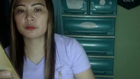 sexyhot_mama4you online show from November 27, 8:50 am