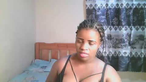 sexylucy33 online show from February 12, 8:54 pm