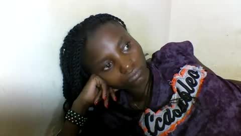 VIVIAN online show from February 18, 5:53 am