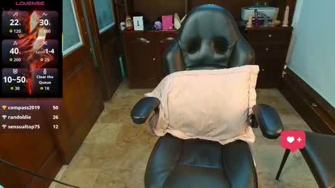 R A C H E L online show from January 31, 7:11 pm