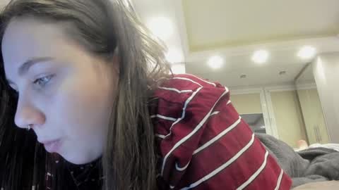 Snapshot of shadow_raffi chatting on February 4, 2:39 am shadow_raffi online show from February 4, 2:39 am