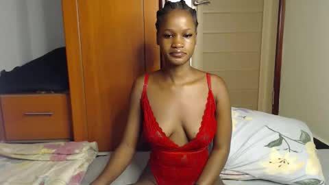 shaky xxx online show from October 24, 1:01 am