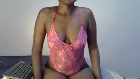 shanizz online show from April 15, 8:09 pm