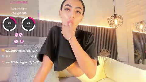 SHANON online show from October 22, 7:19 pm