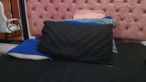 Snapshot of sharlott_kiss chatting on January 21, 11:56 am Sharlott online show from January 21, 11:56 am