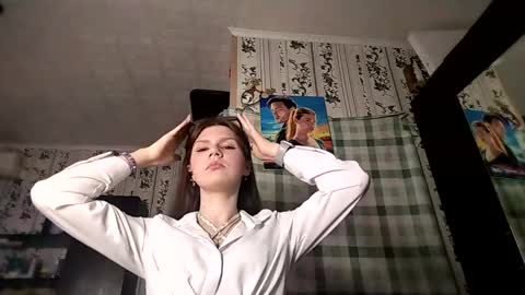 Nika online show from May 6, 3:49 pm