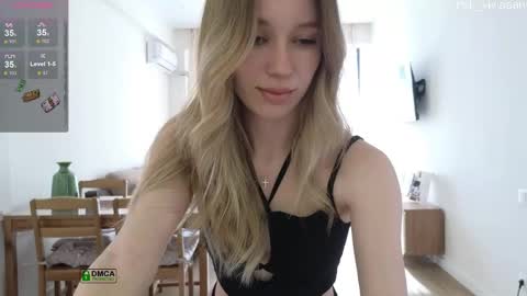 shawty_vi online show from April 17, 4:58 am