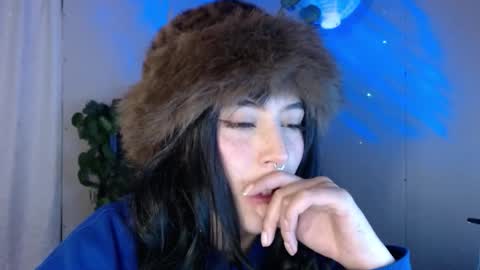 Shayla 3 online show from January 8, 12:47 am