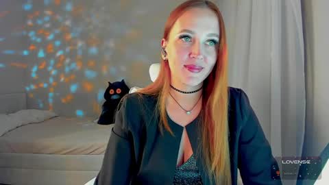 she_wolf1 online show from April 13, 1:45 pm