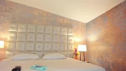 sheeylopez online show from March 25, 3:12 am