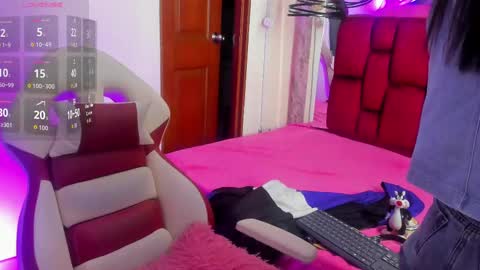 sheilly_brown online show from November 7, 9:09 pm