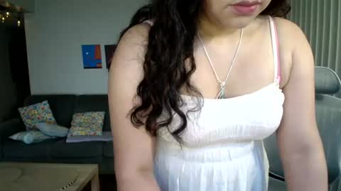 sheilyn_smith online show from June 26, 3:08 am