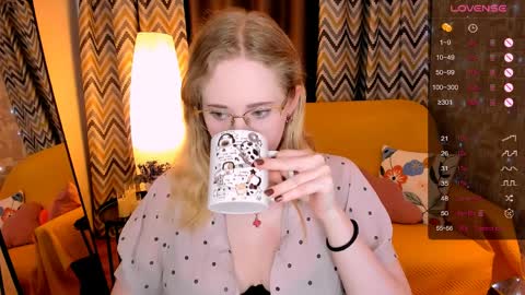 Hello guys my name is Aemilia online show from March 29, 8:57 am