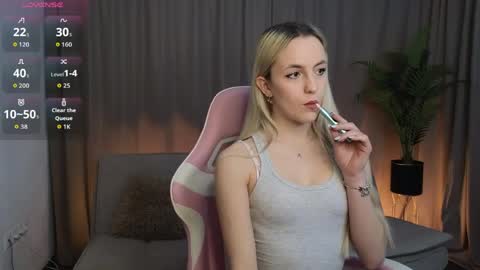 shionesanti online show from April 5, 6:23 am