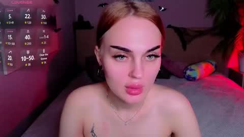 Emly online show from October 29, 3:58 pm