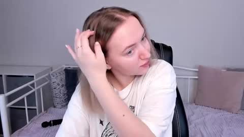 Anna online show from February 25, 5:41 am