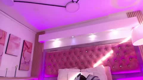 cherry online show from April 18, 12:40 pm