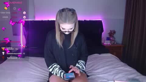 shysweetrish online show from March 15, 3:08 am