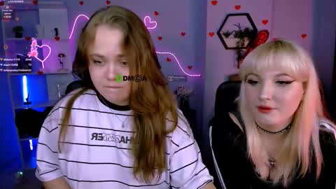 silicia online show from March 4, 8:37 pm