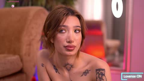 Sienna online show from January 8, 8:13 pm