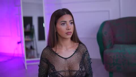 Sienna online show from June 3, 10:05 am