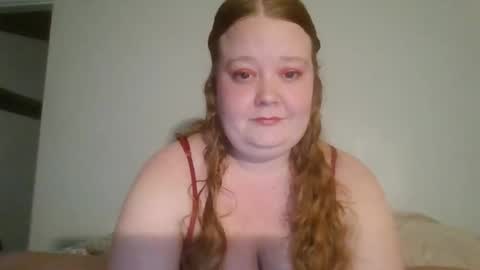 sierra_bby online show from December 1, 8:33 pm