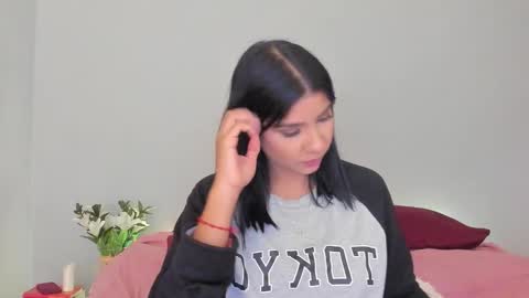 siirena online show from November 1, 12:04 am