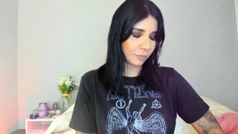 siirena online show from December 20, 5:50 pm