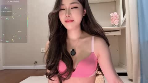 sililis online show from April 7, 9:44 am