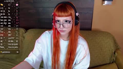 Mia online show from March 17, 11:09 pm