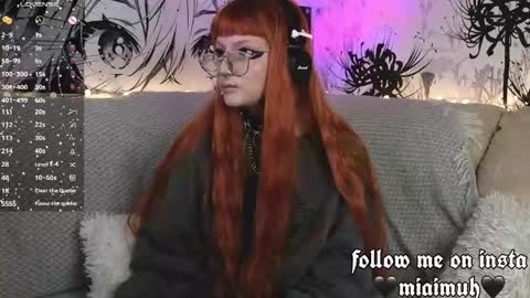 Mia online show from April 24, 9:17 pm