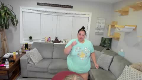 sillyfidget3 online show from July 6, 2:17 am
