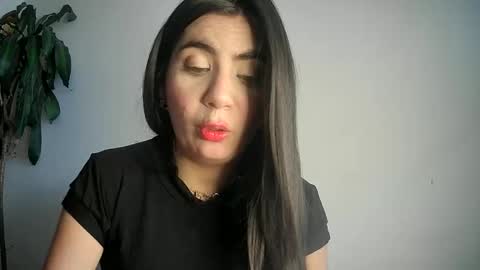 Silvie online show from February 3, 10:00 pm