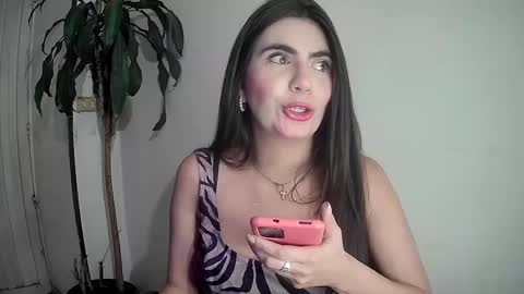 Silvie online show from December 4, 1:25 am