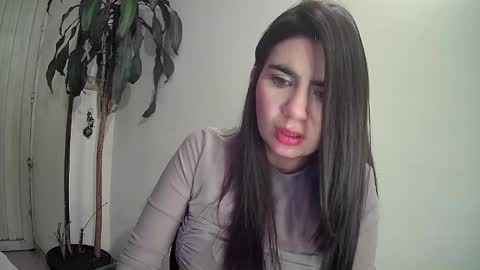 Silvie online show from December 11, 11:43 pm