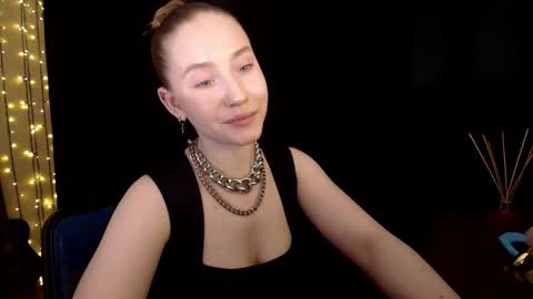 Sindi online show from March 28, 7:35 pm