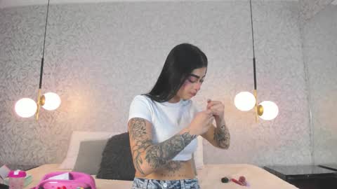 SKAILYN ANGELS online show from February 10, 6:16 am