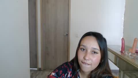 Snapshot of skarlet_adams chatting on January 14, 8:59 pm Alice online show from January 14, 8:59 pm