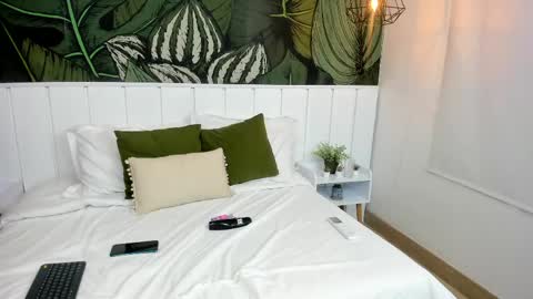 skarletkiss_ online show from April 25, 6:49 pm