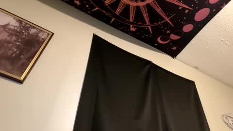 skinnyangel21 online show from December 3, 4:37 am