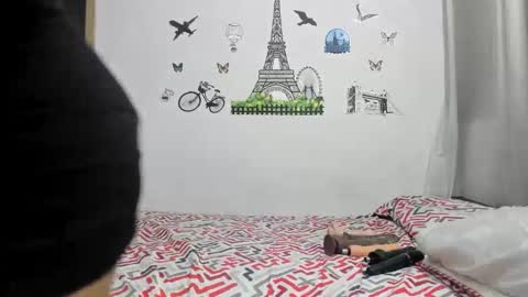 sky_tits online show from May 7, 9:07 pm